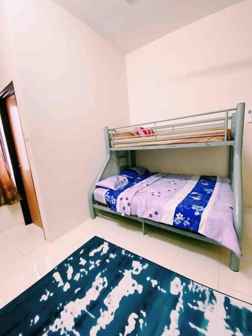 Spacious Cozy Lakeville Homestay 4 Bedrooms All With Aircond 세리 이스칸다르 외부 사진